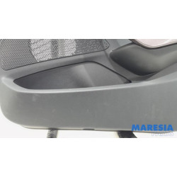 Peugeot - 2008 - Türverkleidung 4-türig rechts vorne