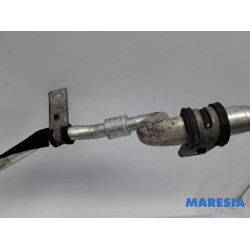 Renault - Trafic - Air conditioning line