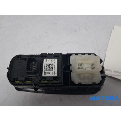 Renault - Trafic - Multi-functional window switch