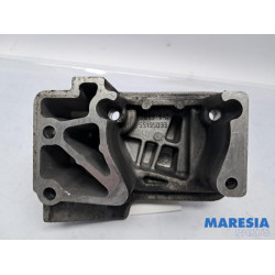 Fiat - Punto - Motorsteun