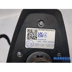 Renault - Trafic - Antenna