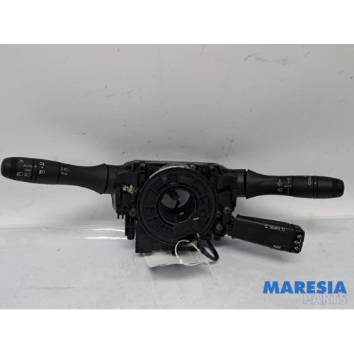 Renault - Trafic - Steering column stalk