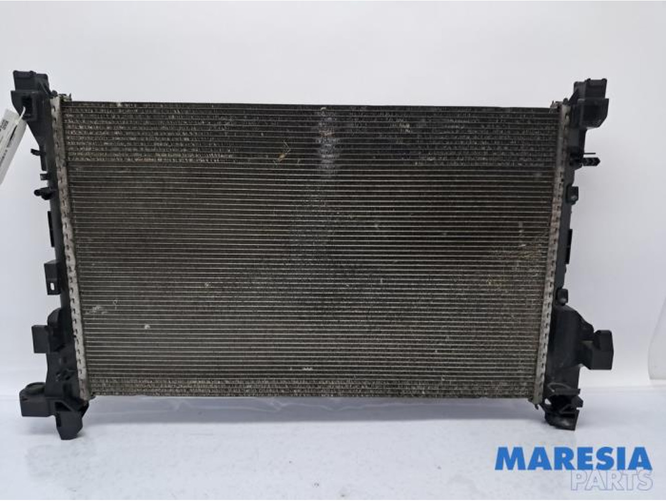 Renault - Trafic - Radiator