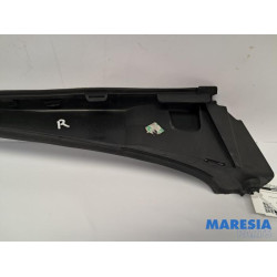 Renault - Trafic - Frontscreen frame