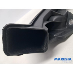 Renault - Trafic - Air intake hose