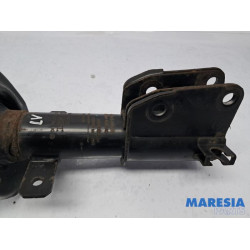 Renault - Trafic - Barre amortisseur avant gauche