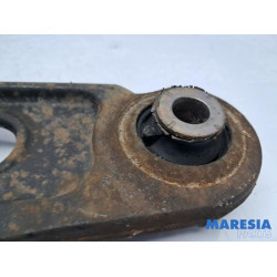 Renault - Trafic - Querlenker unten rechts vorne