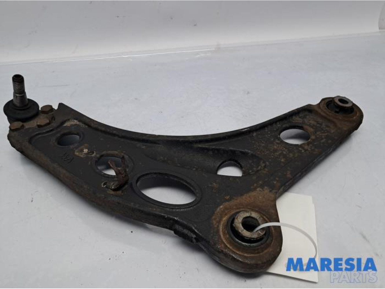 Renault - Trafic - Querlenker unten rechts vorne