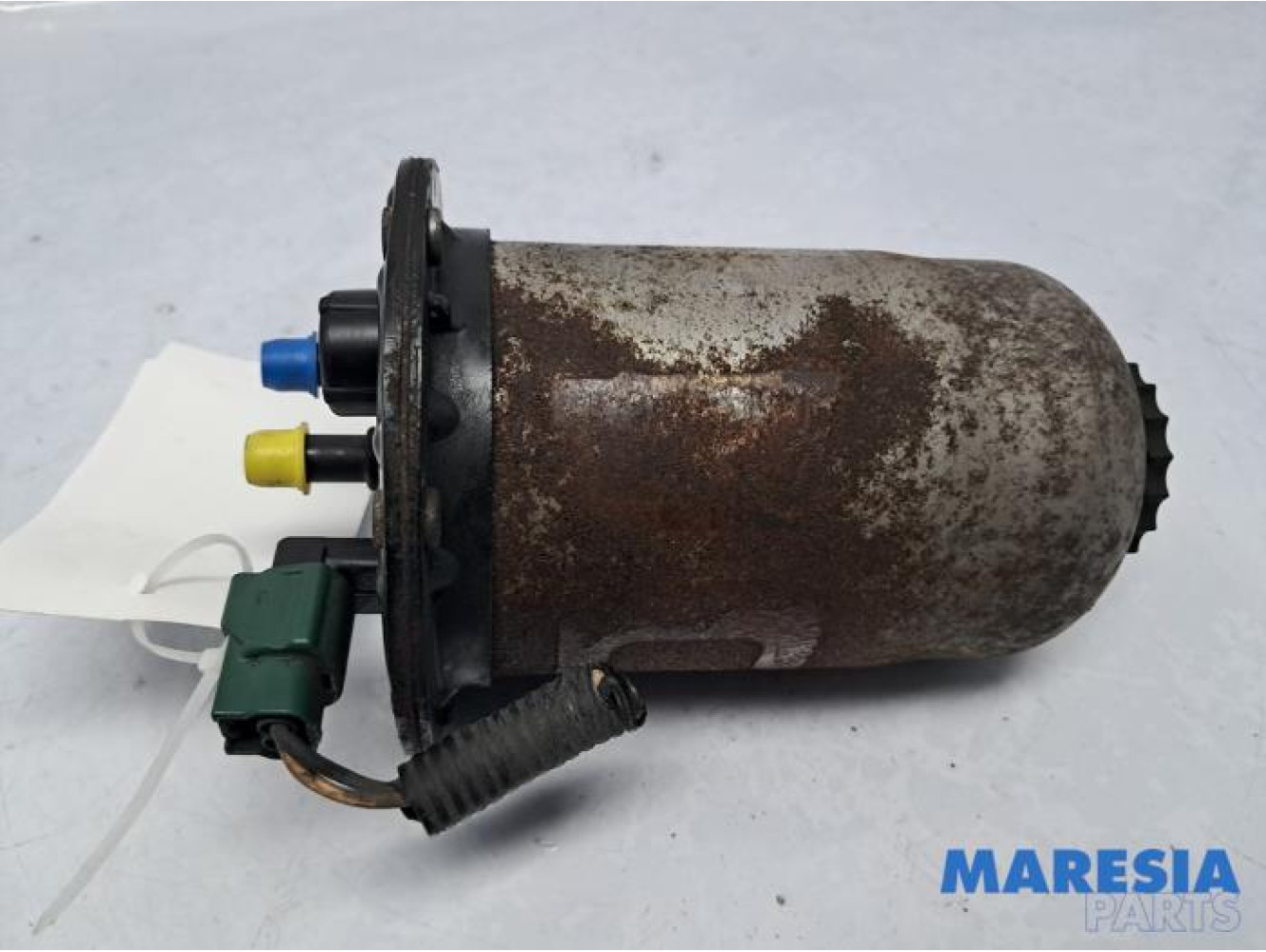Renault - Trafic - Fuel filter housing