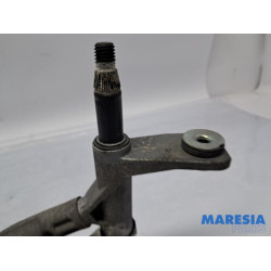 Renault - Trafic - Wiper mechanism