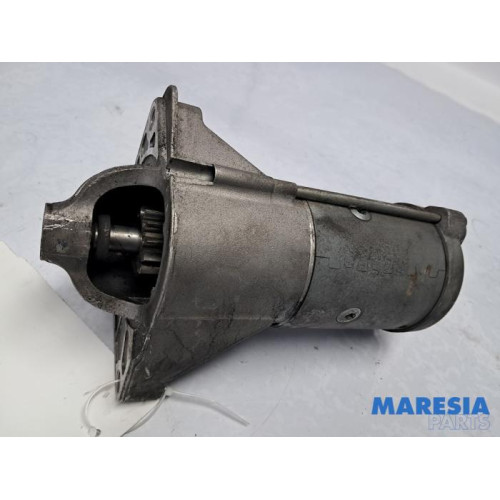 Renault - Trafic - Starter