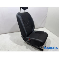 Renault - Clio - Seat, left