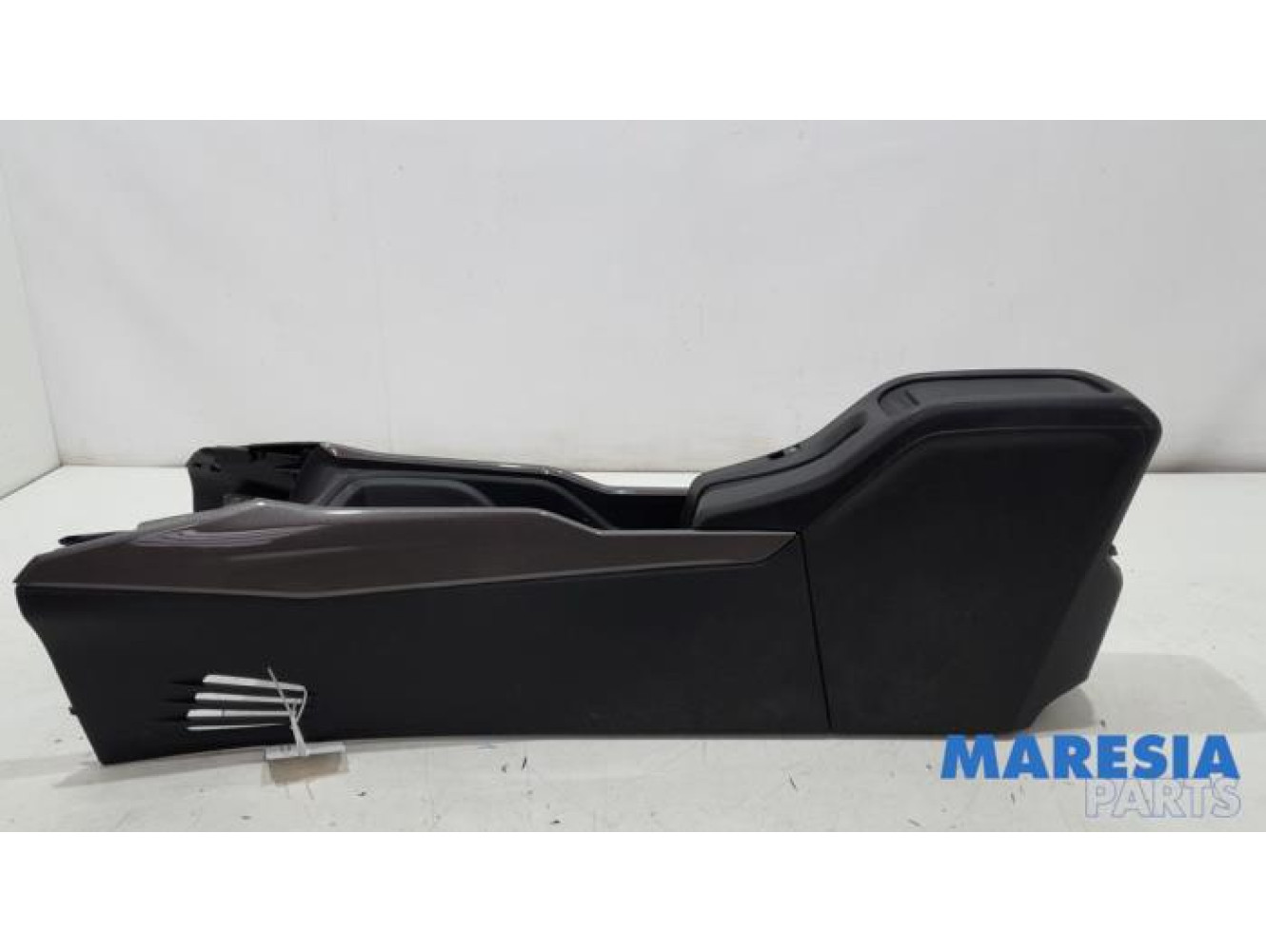 Peugeot - 2008 - Middenconsoles