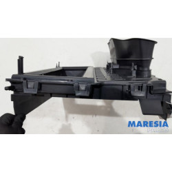 Renault - Clio - Luft Leitung