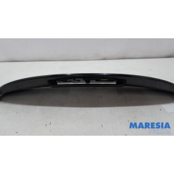 Renault - Clio - Spoiler tailgate