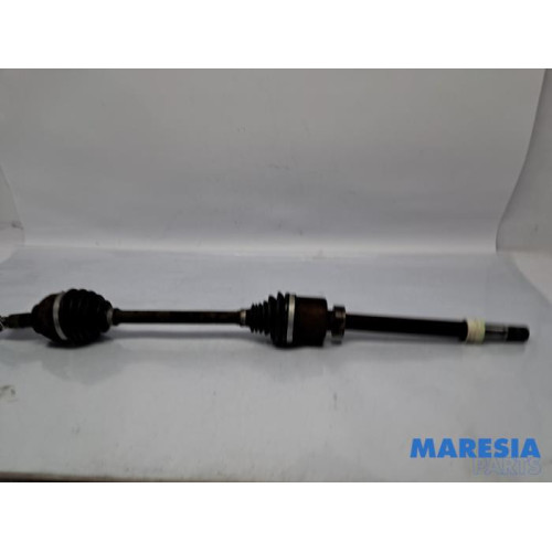Renault - Trafic - Front drive shaft, right