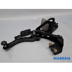 Renault - Trafic - Schuifdeurrol rechts