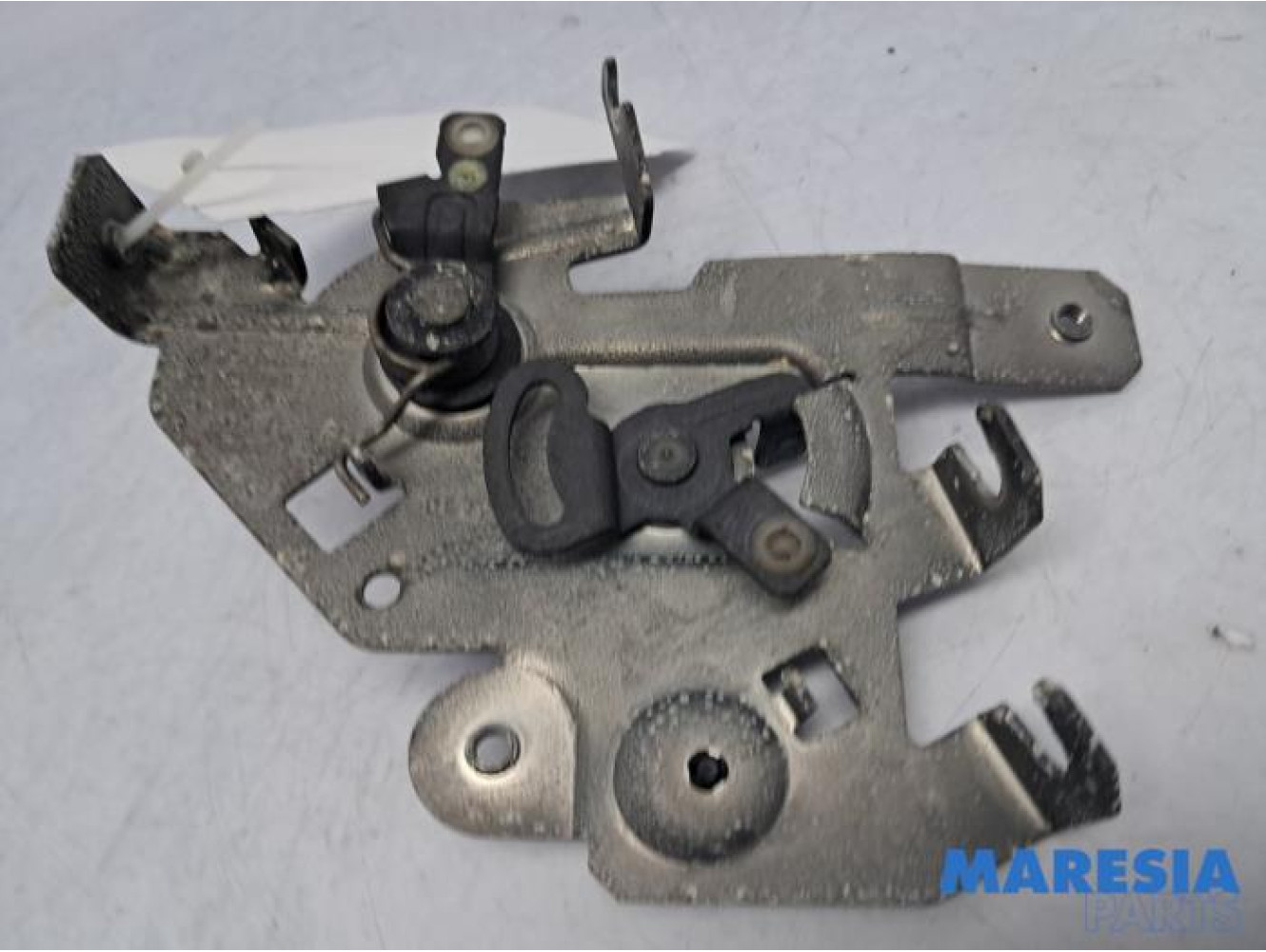 Renault - Trafic - Sliding door lock mechanism, right