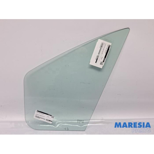 Renault - Trafic - Driehoeks Ruit links-voor