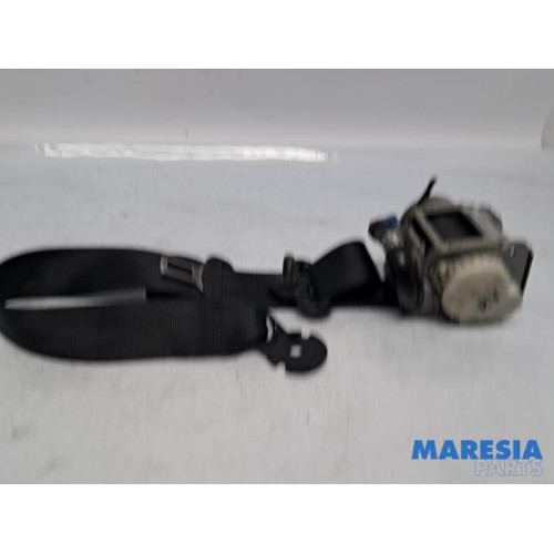 Renault - Trafic - Front seatbelt, right