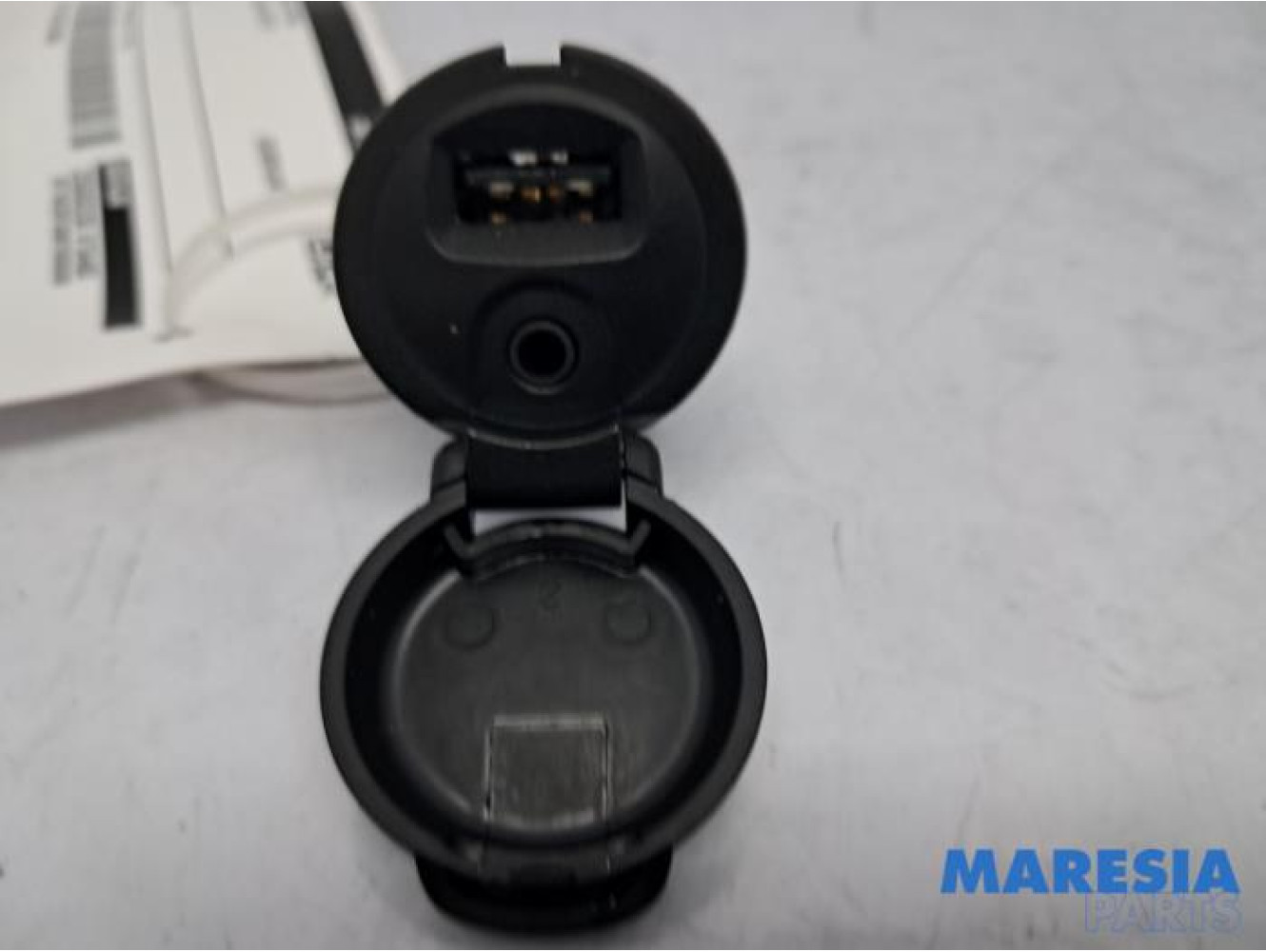 Citroen - DS4 - AUX / USB-Anschluss