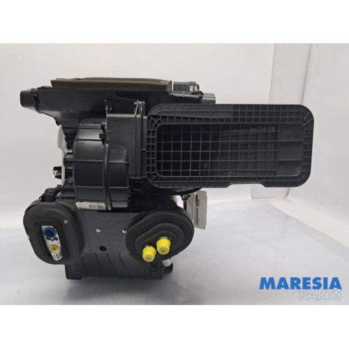 Renault - Clio - Heizgehäuse