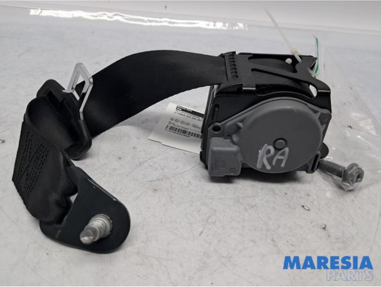 Citroen - DS4 - Rear seatbelt, right