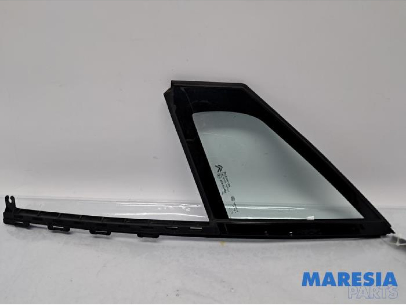 Citroen - DS4 - Vitre triangulaire avant gauche