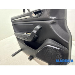 Renault - Megane - Türverkleidung 4-türig links vorne