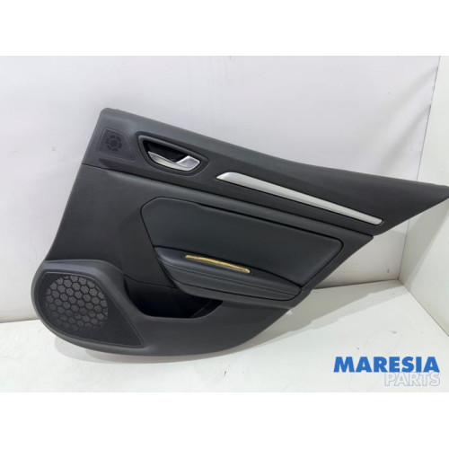 Renault - Megane - Rear door trim 4-door, right