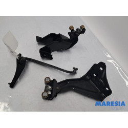 Peugeot - Expert - Sliding door roller, right