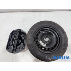 Renault - Megane - Krikset + reservewiel