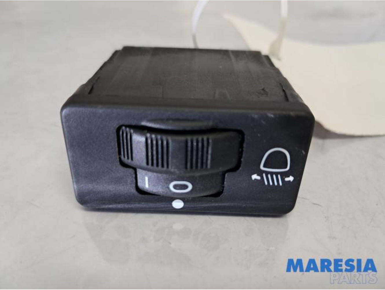 Citroen - C1 - AIH headlight switch
