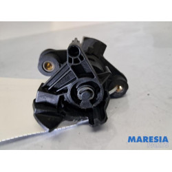 Citroen - C1 - Tailgate lock mechanism