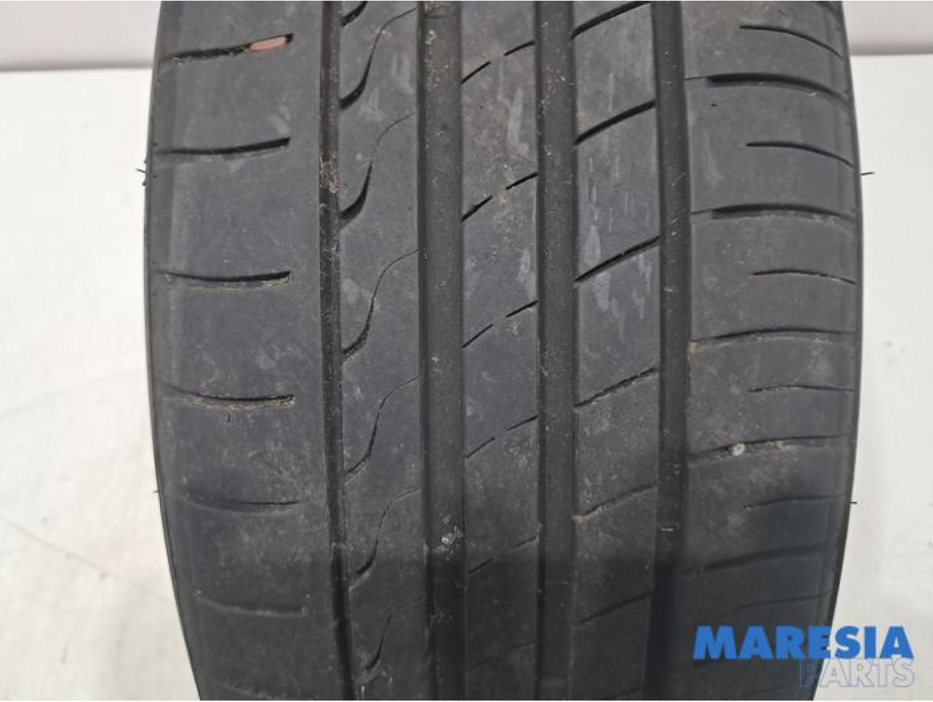 Renault - Megane - Tyre