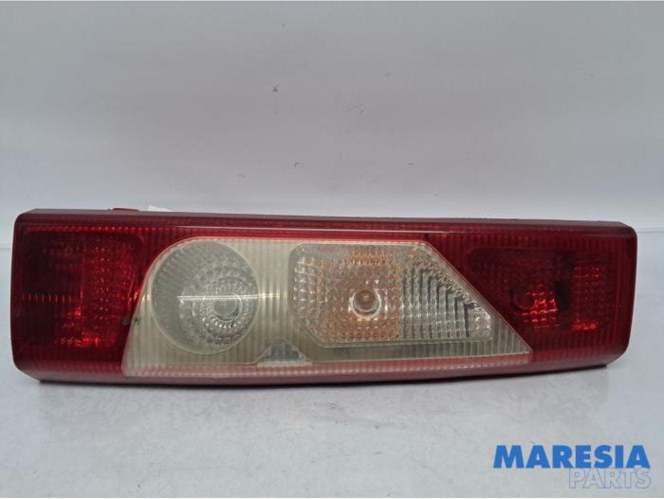 Peugeot - Expert - Feu arrière droit