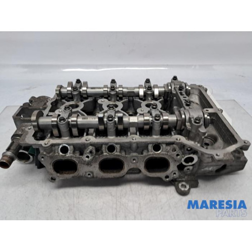 Citroen - C4 Cactus - Cylinder head