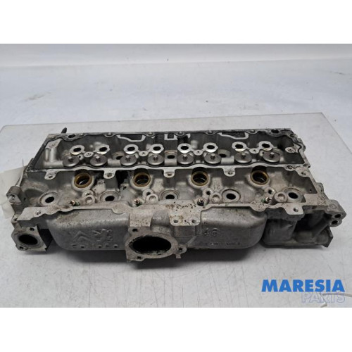Citroen - C4 Grand Picasso - Cylinder head