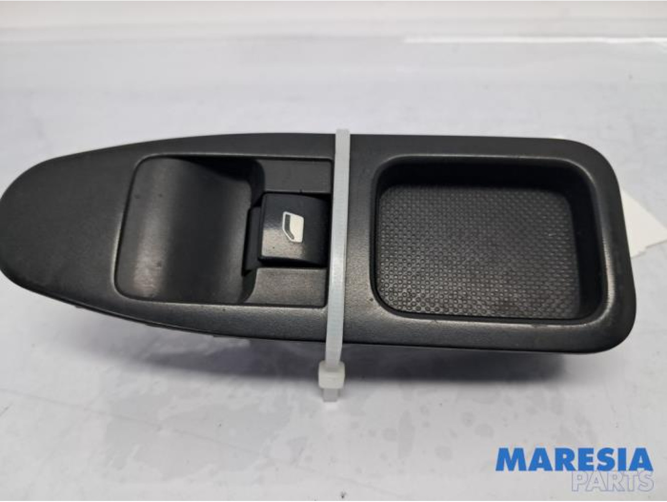 Peugeot - Expert - Commutateur vitre électrique