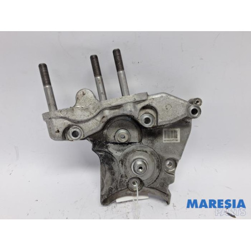 Alfa Romeo - Giulietta - Motorsteun