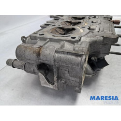 Peugeot - 208 - Cylinder head