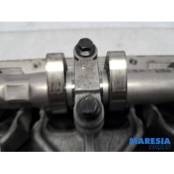 Peugeot - 208 - Cylinder head