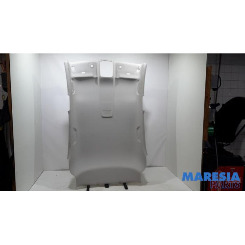 Renault - Megane - Revêtement plafond