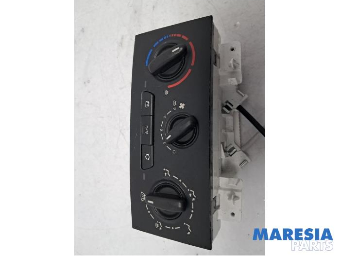 Peugeot - Expert - Panneau de commandes chauffage