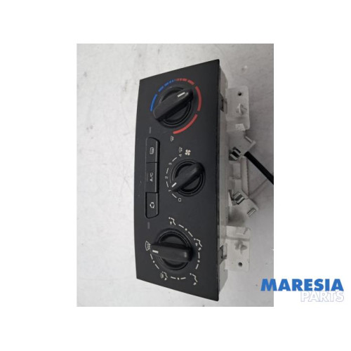 Peugeot - Expert - Kachel Bedieningspaneel