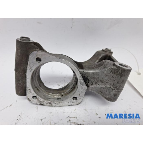 Alfa Romeo - Giulietta - Motorsteun