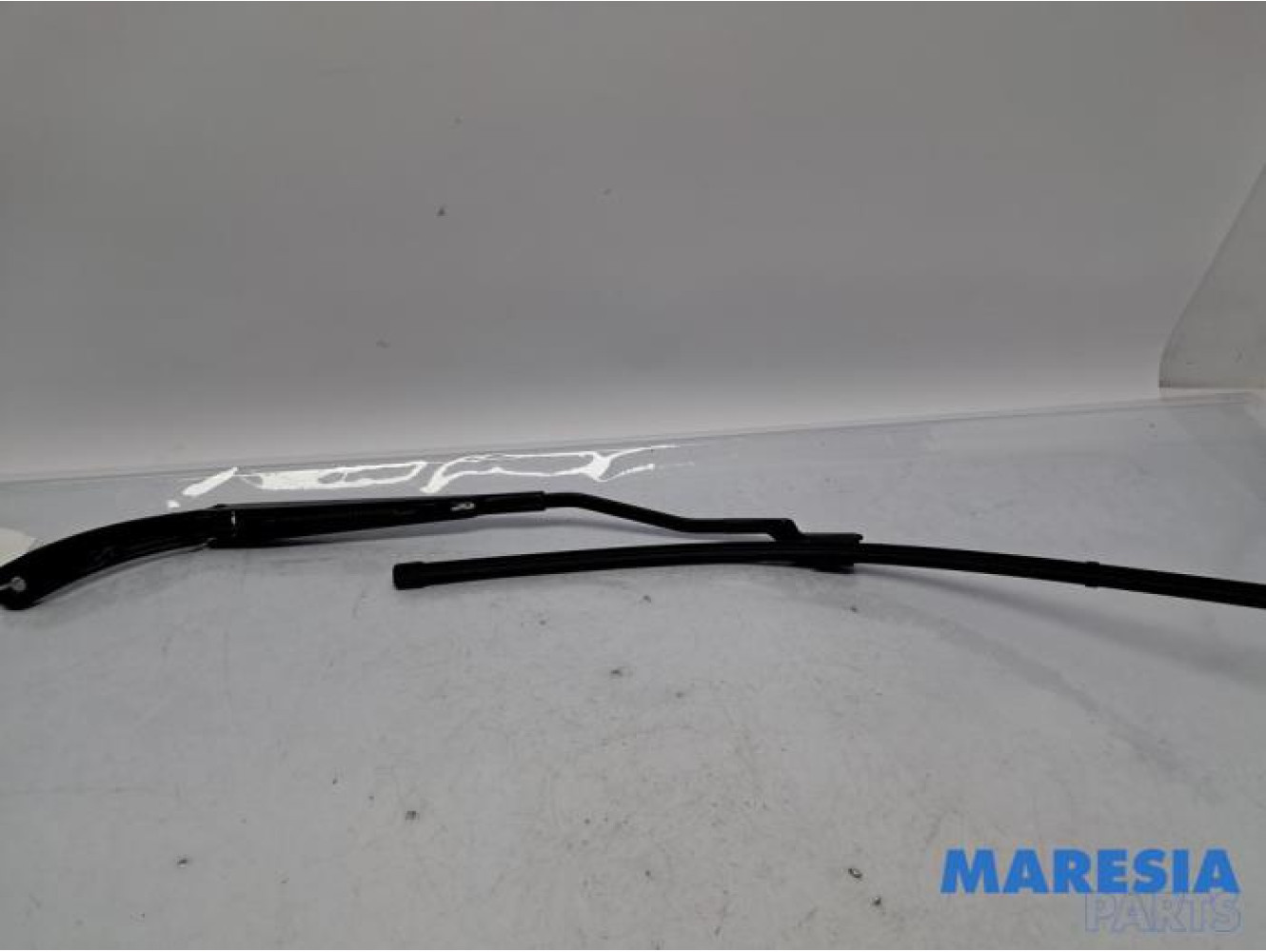 Citroen - DS4 - Ruitenwisserarm voor