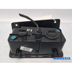 Renault - Trafic - Rückfahrscheinwerfer links