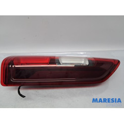 Renault - Trafic - Feu arrière droit