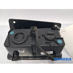 Renault - Trafic - Achteruitrijlicht rechts